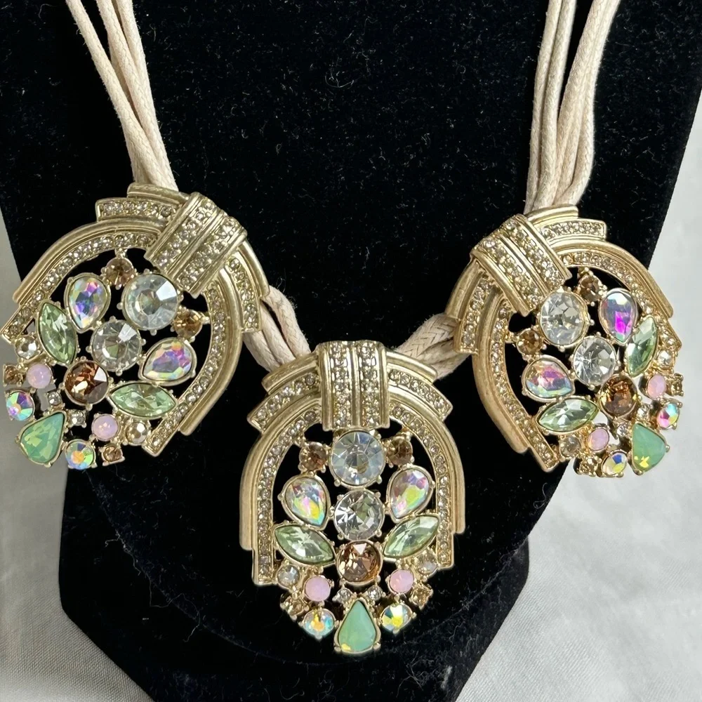 Crystal statement necklace new